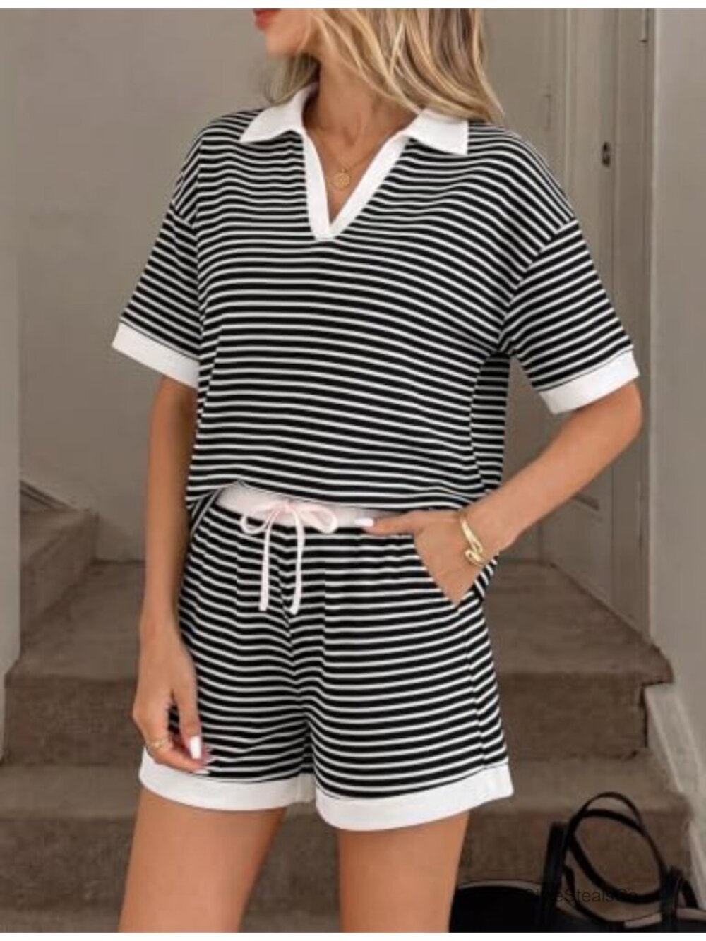 Women's 2 Piece Shorts Set Striped Waffle Knit Matching Outfit V-Neck - Picture 2 of 5